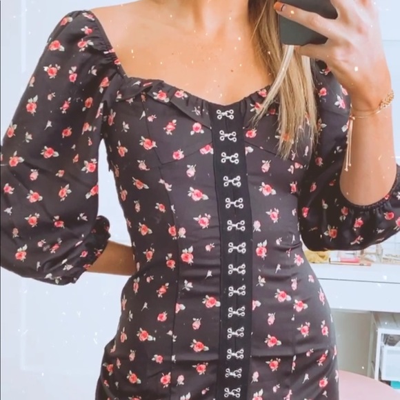 Floral dress - Picture 3 of 7